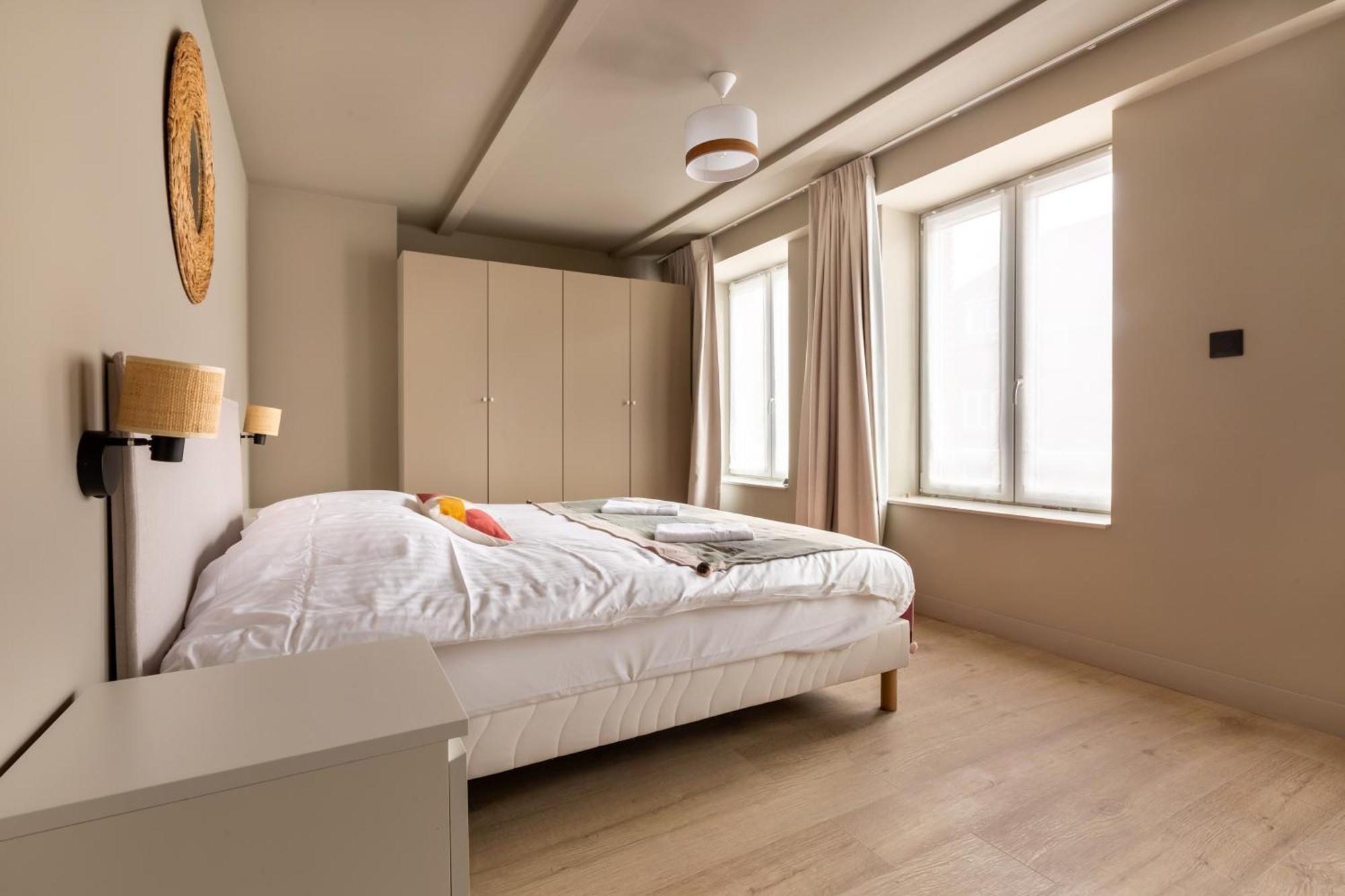 Apartamento Standing 4 Et 4 Salles De Bains Face Marche De Wazemmes Lila